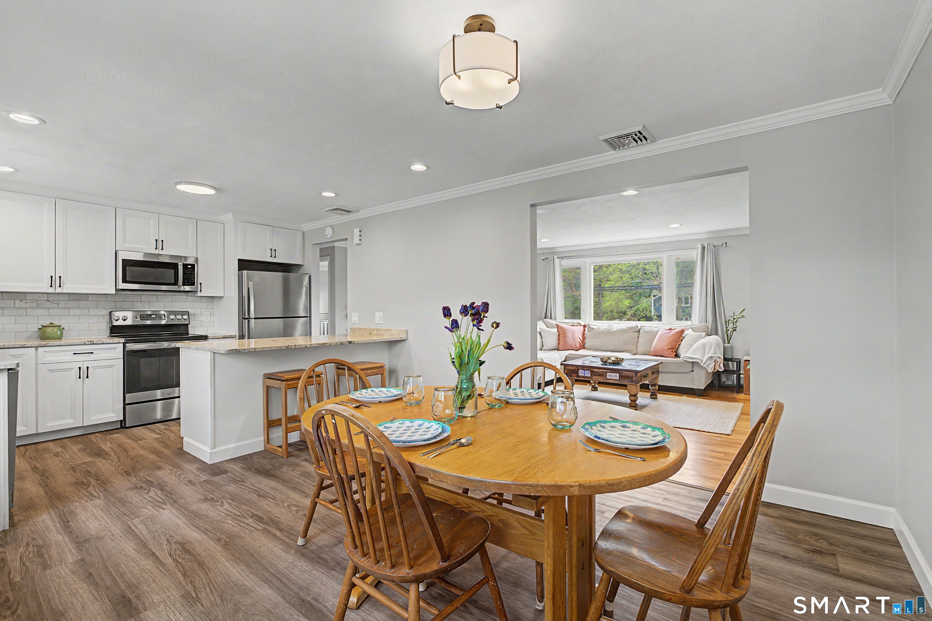55 Surrey Drive North Haven CT 06473