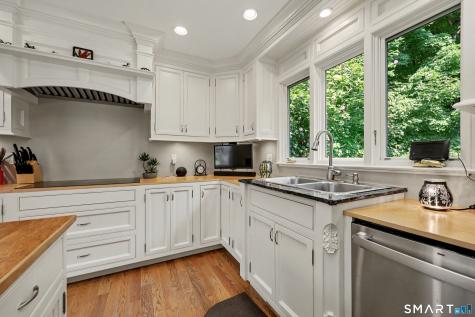 14 Paper Mill Road New Milford CT 06776