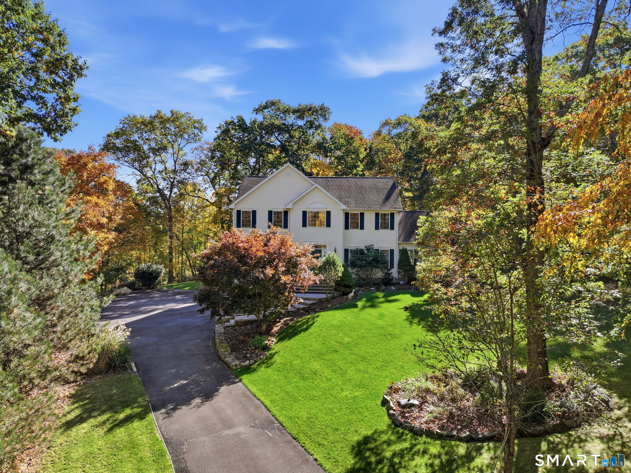 36 Woodbine Lane Newtown CT 06482