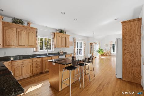 36 Woodbine Lane Newtown CT 06482