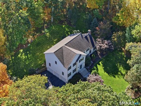 36 Woodbine Lane Newtown CT 06482