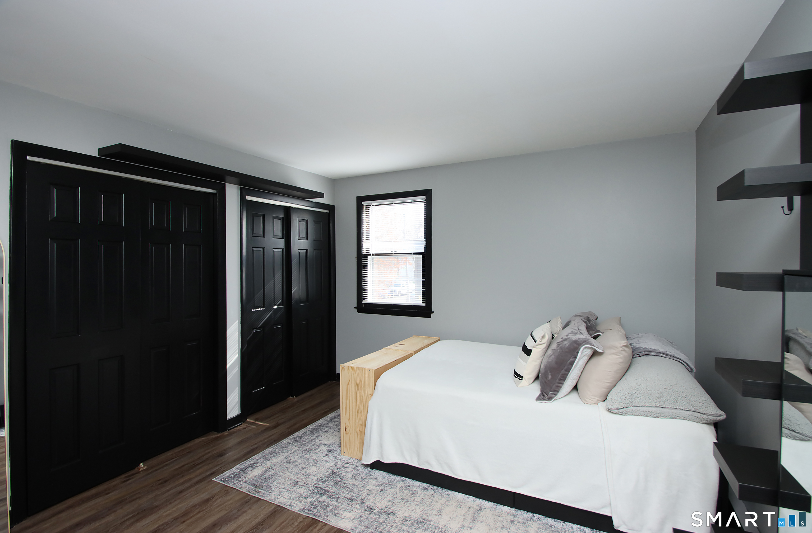13 Twin Circle Road West Haven CT 06516