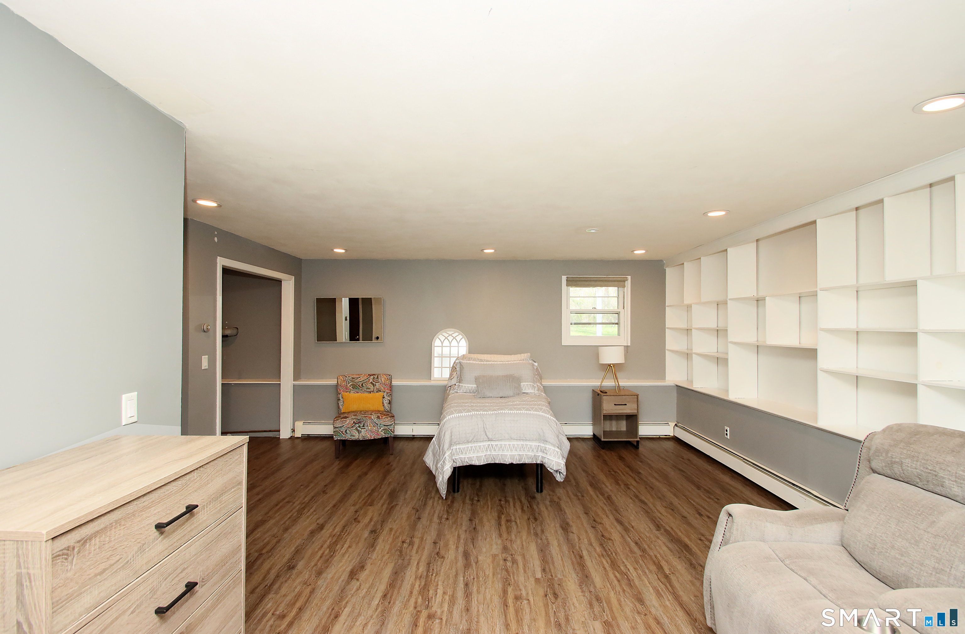 13 Twin Circle Road West Haven CT 06516