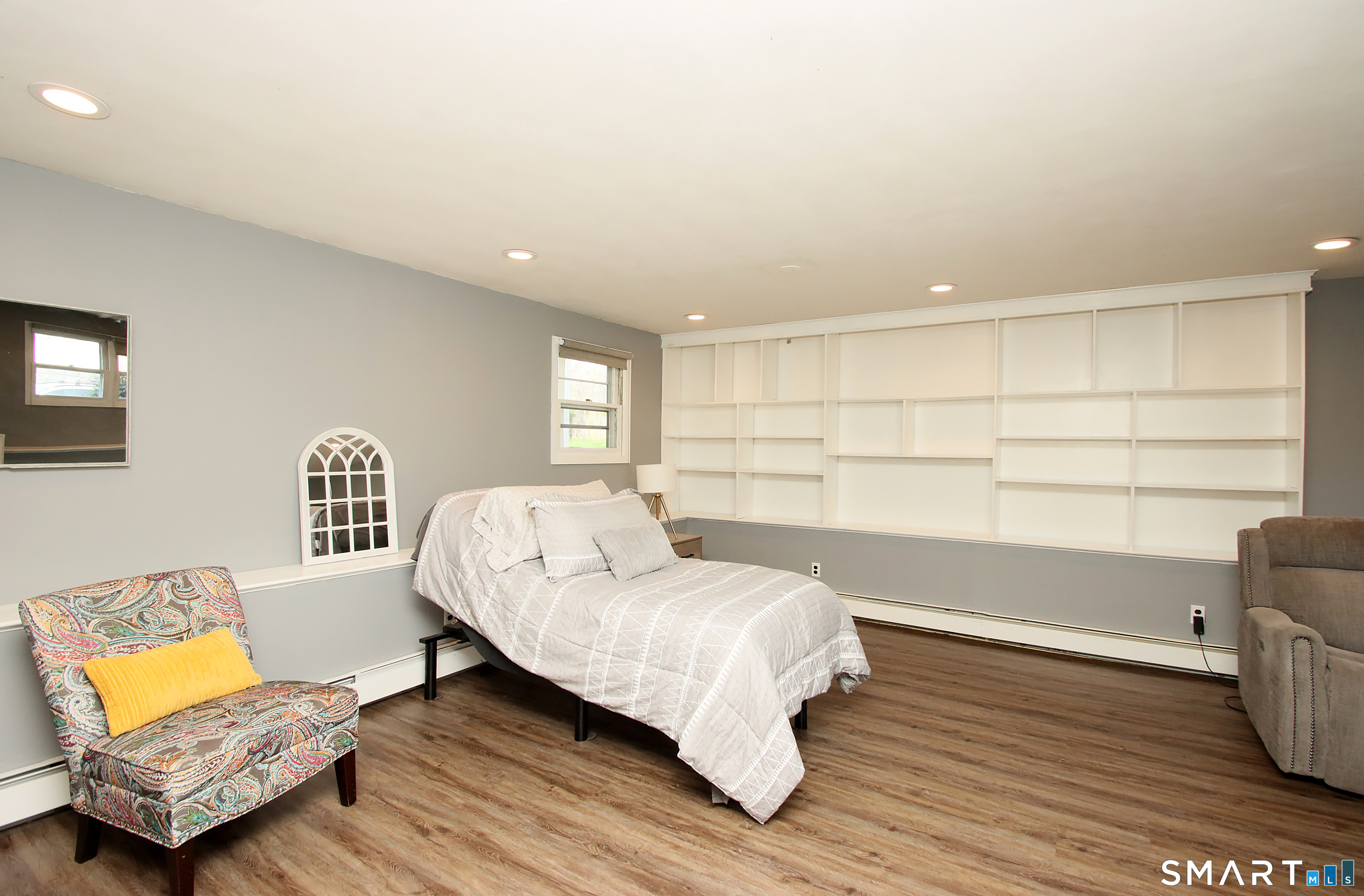 13 Twin Circle Road West Haven CT 06516