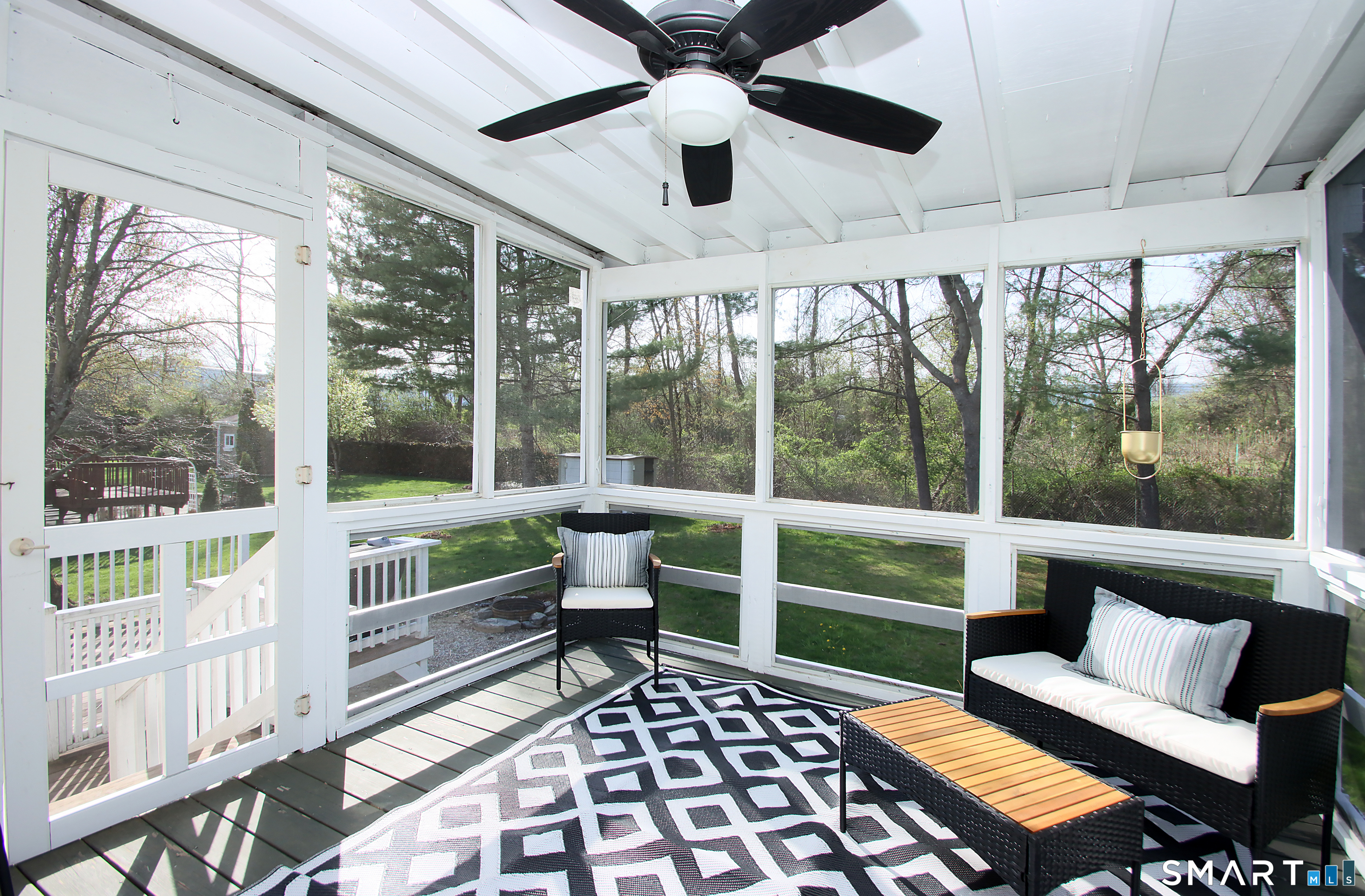 13 Twin Circle Road West Haven CT 06516