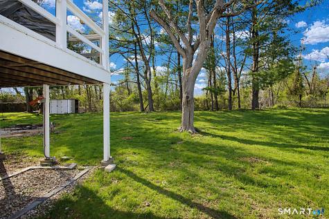 13 Twin Circle Road West Haven CT 06516