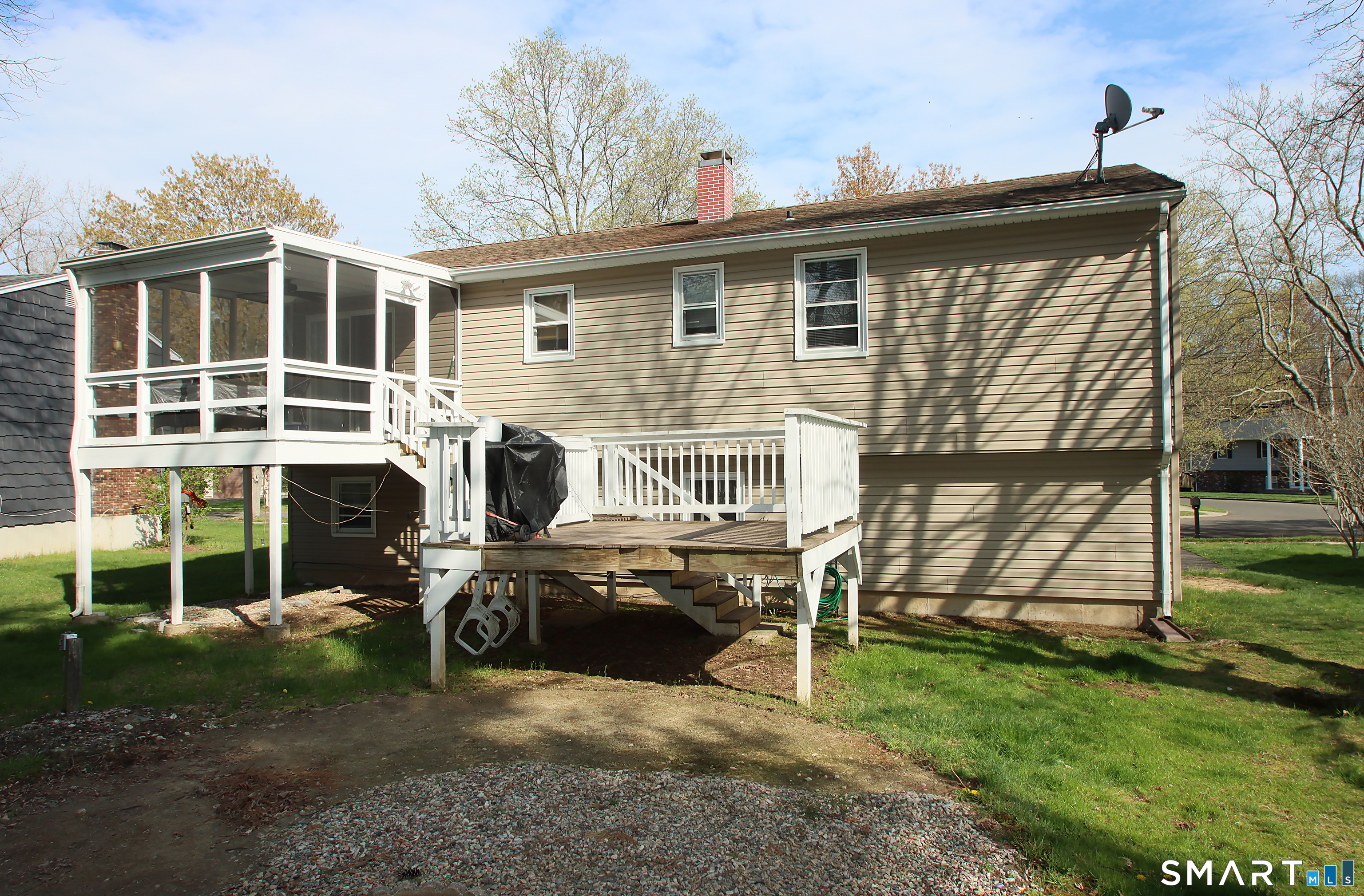 13 Twin Circle Road West Haven CT 06516