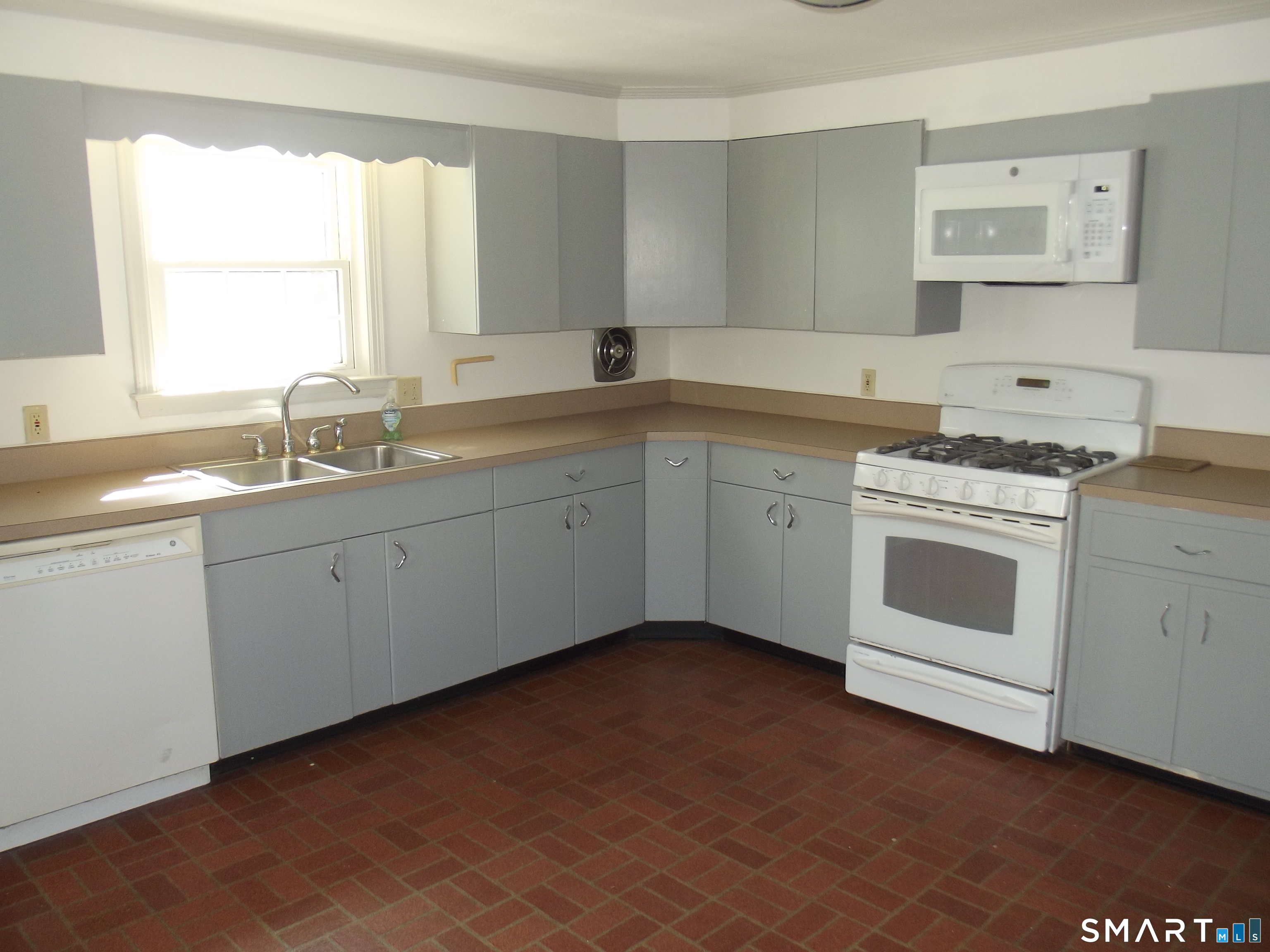192 Wells Street Manchester CT 06040
