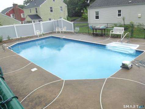 192 Wells Street Manchester CT 06040