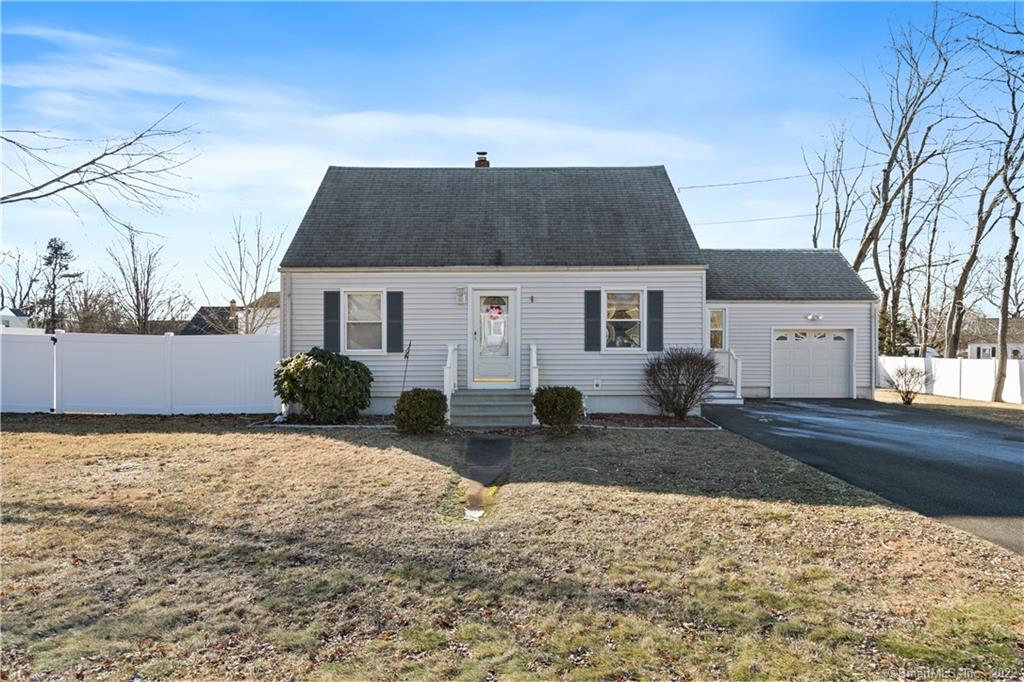 2 Beverly Drive North Haven CT 06473