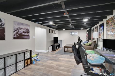 127 Deepwood Drive Manchester CT 06040