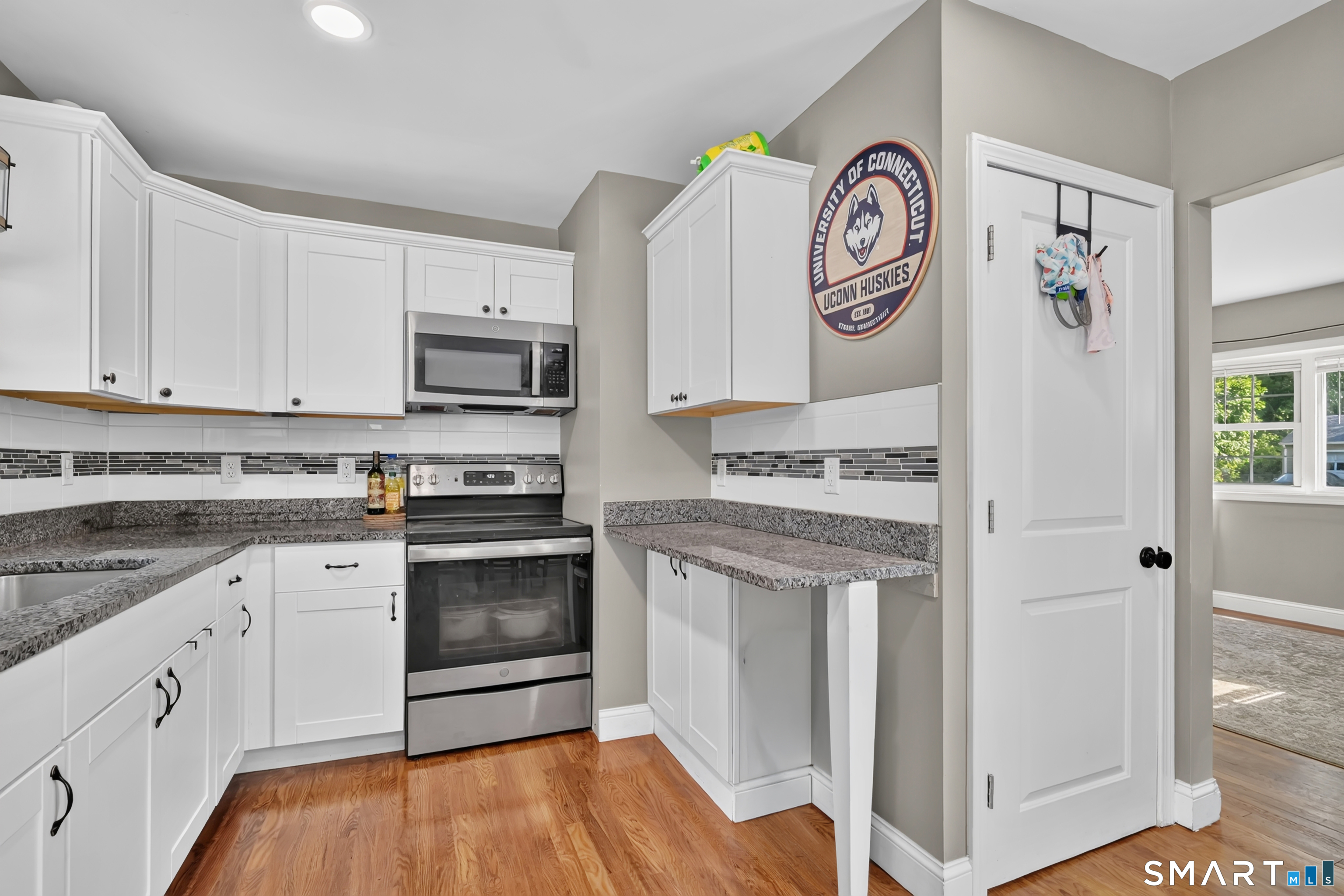 127 Deepwood Drive Manchester CT 06040