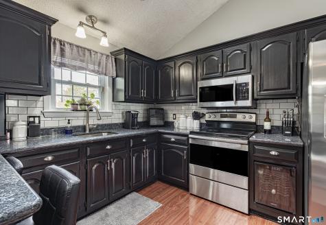 95 Clinton Hill Road Wolcott CT 06716