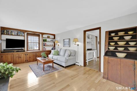 15 Mohawk Drive Canton CT 06019