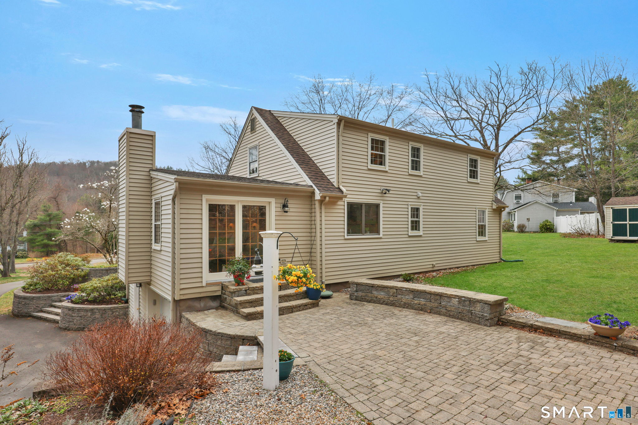 15 Mohawk Drive Canton CT 06019