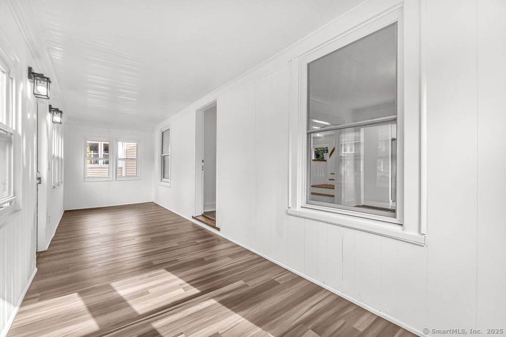 123 Harlem Avenue Bridgeport CT 06606