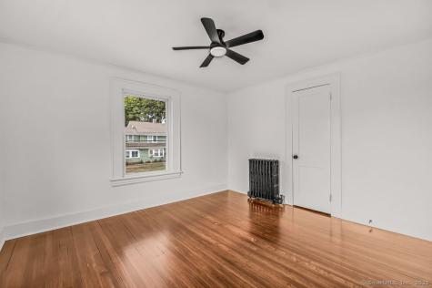 123 Harlem Avenue Bridgeport CT 06606