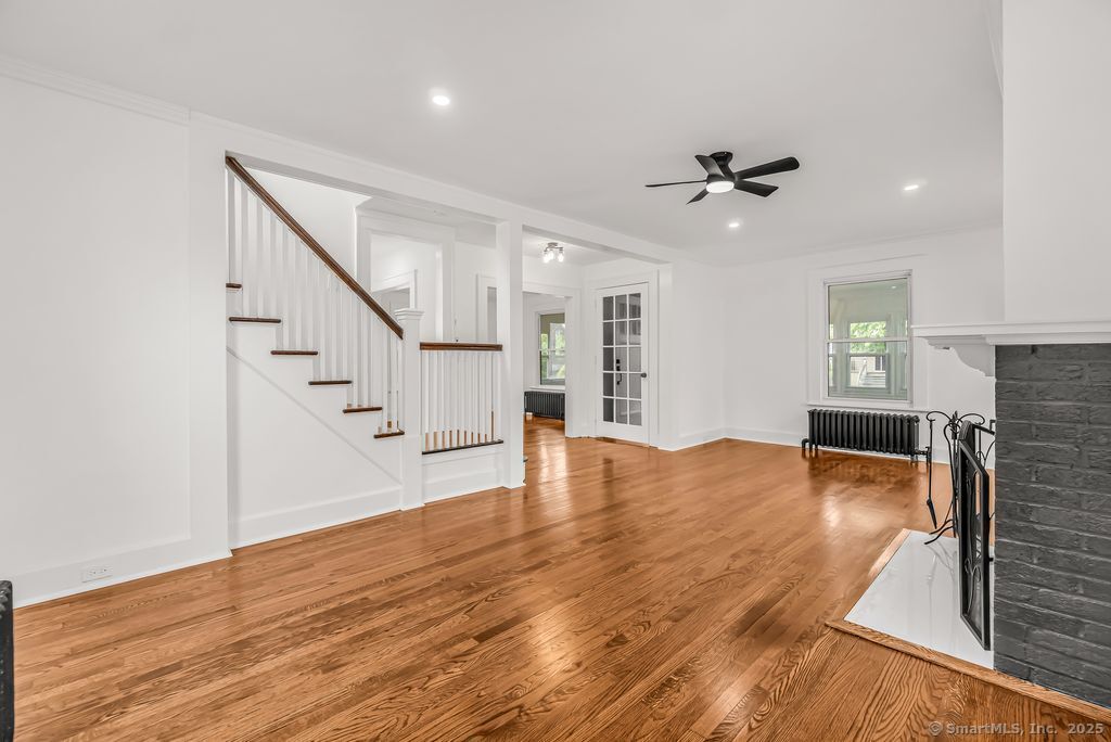 123 Harlem Avenue Bridgeport CT 06606