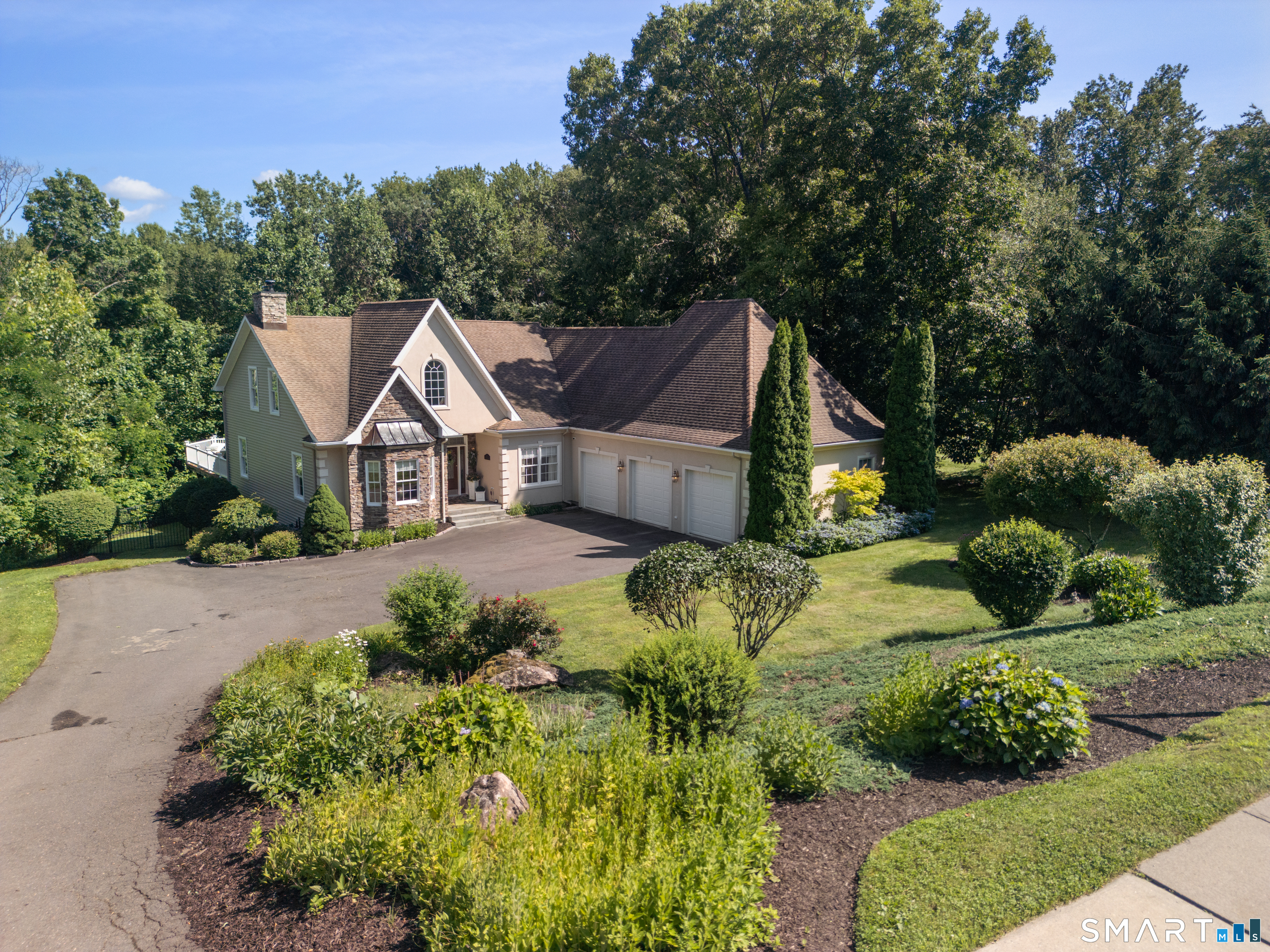 212 Fox Hollow Lane Bristol CT 06010