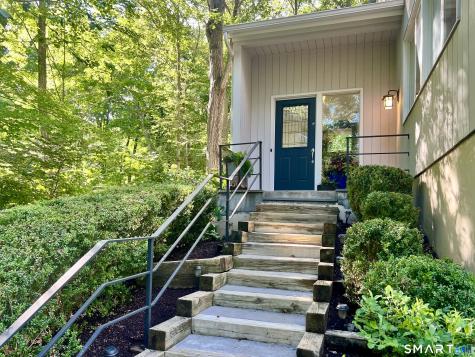 26 Hulda Hill Road Wilton CT 06897