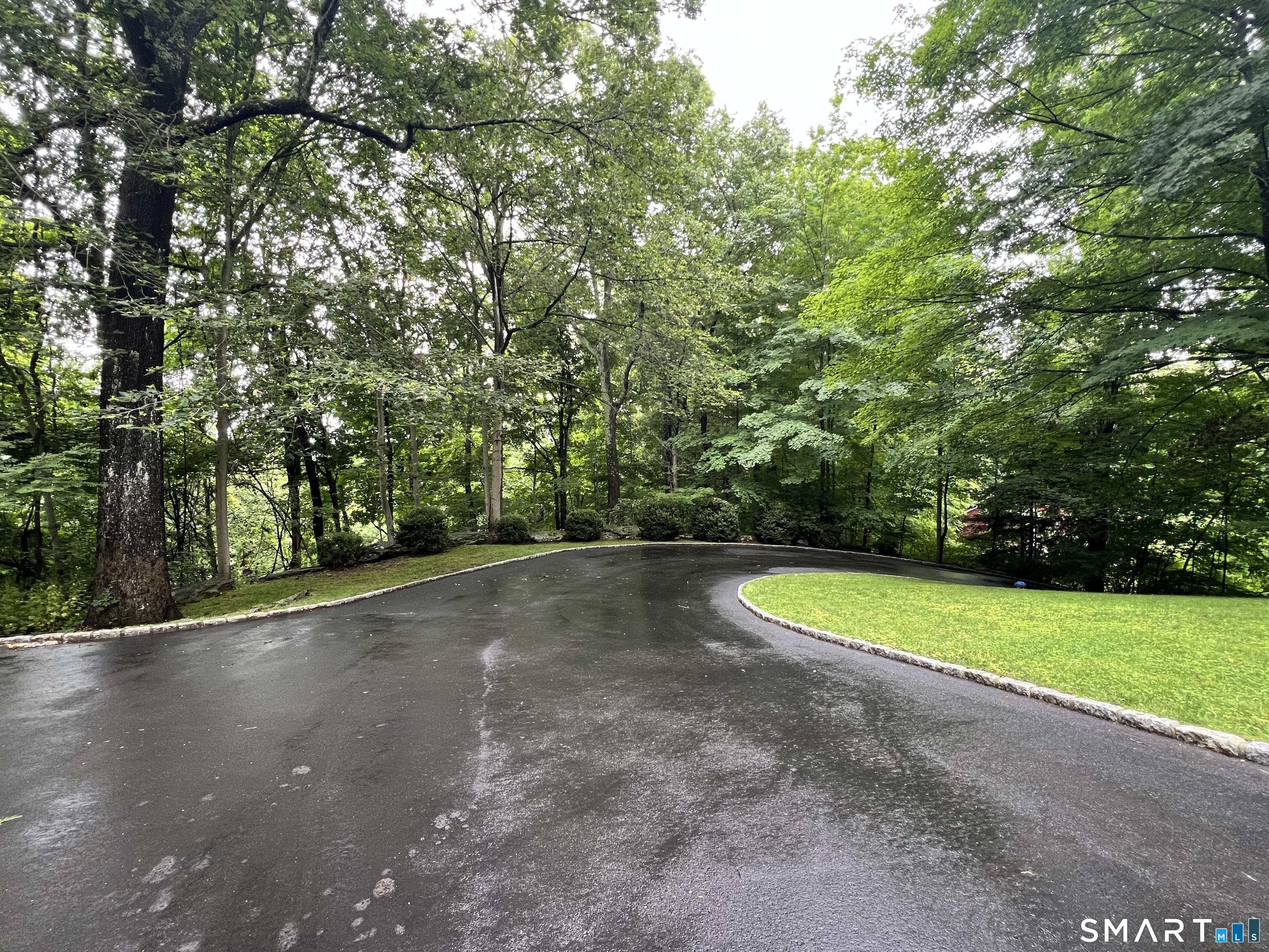 26 Hulda Hill Road Wilton CT 06897