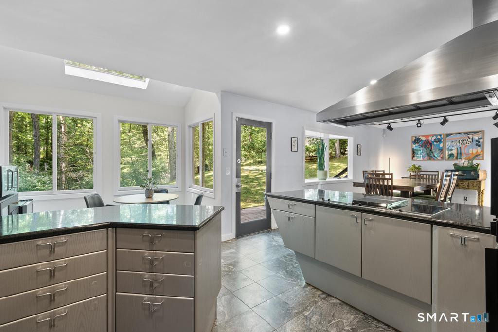 26 Hulda Hill Road Wilton CT 06897