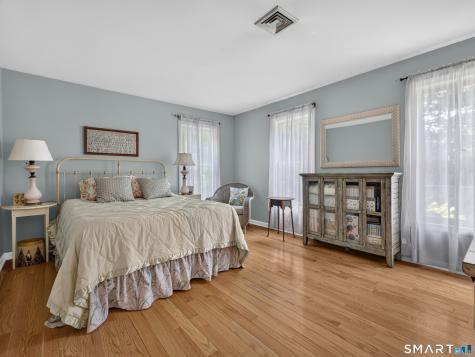 7 Bailey Drive Guilford CT 06437