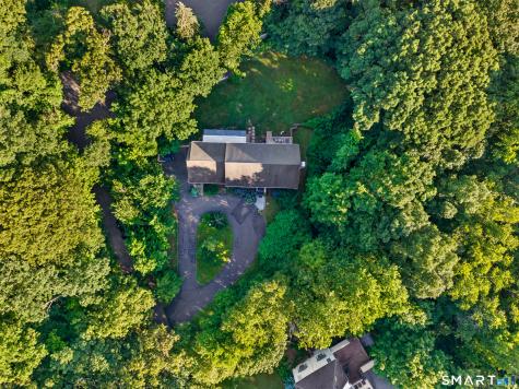 7 Bailey Drive Guilford CT 06437