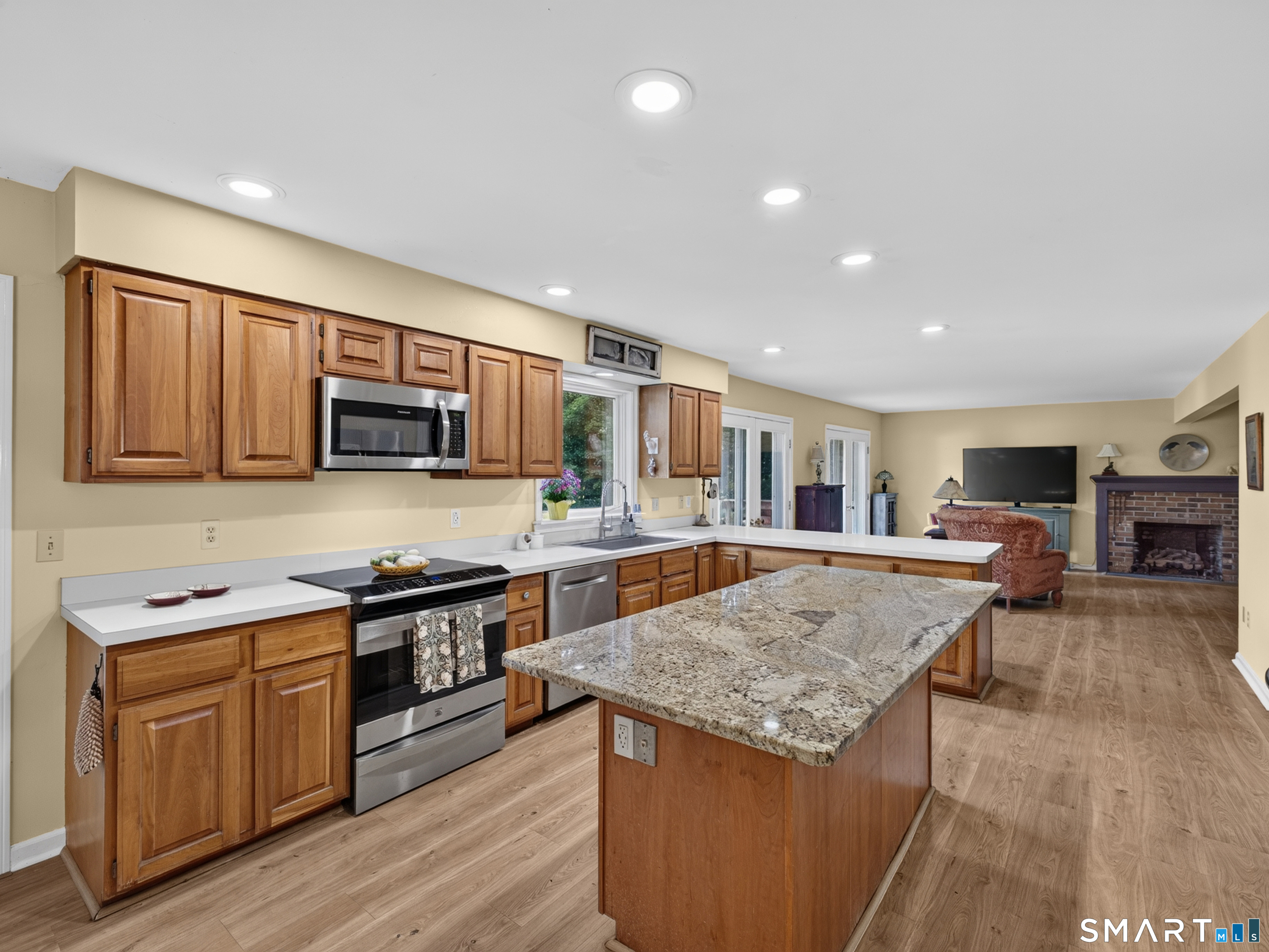 7 Bailey Drive Guilford CT 06437