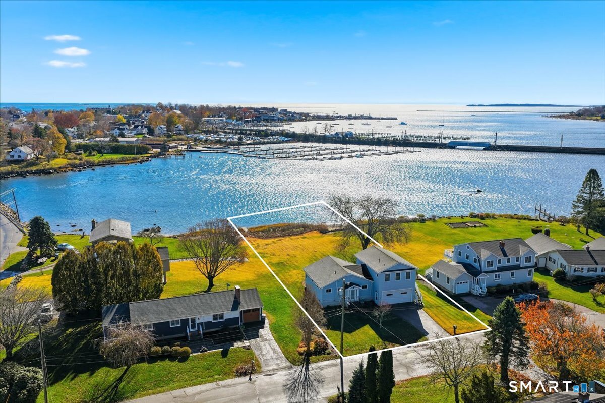 3 Lamberts Lane Stonington CT 06378