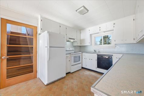 3 Lamberts Lane Stonington CT 06378