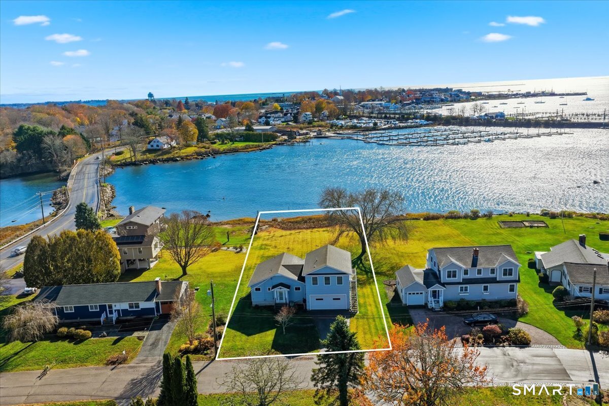 3 Lamberts Lane Stonington CT 06378