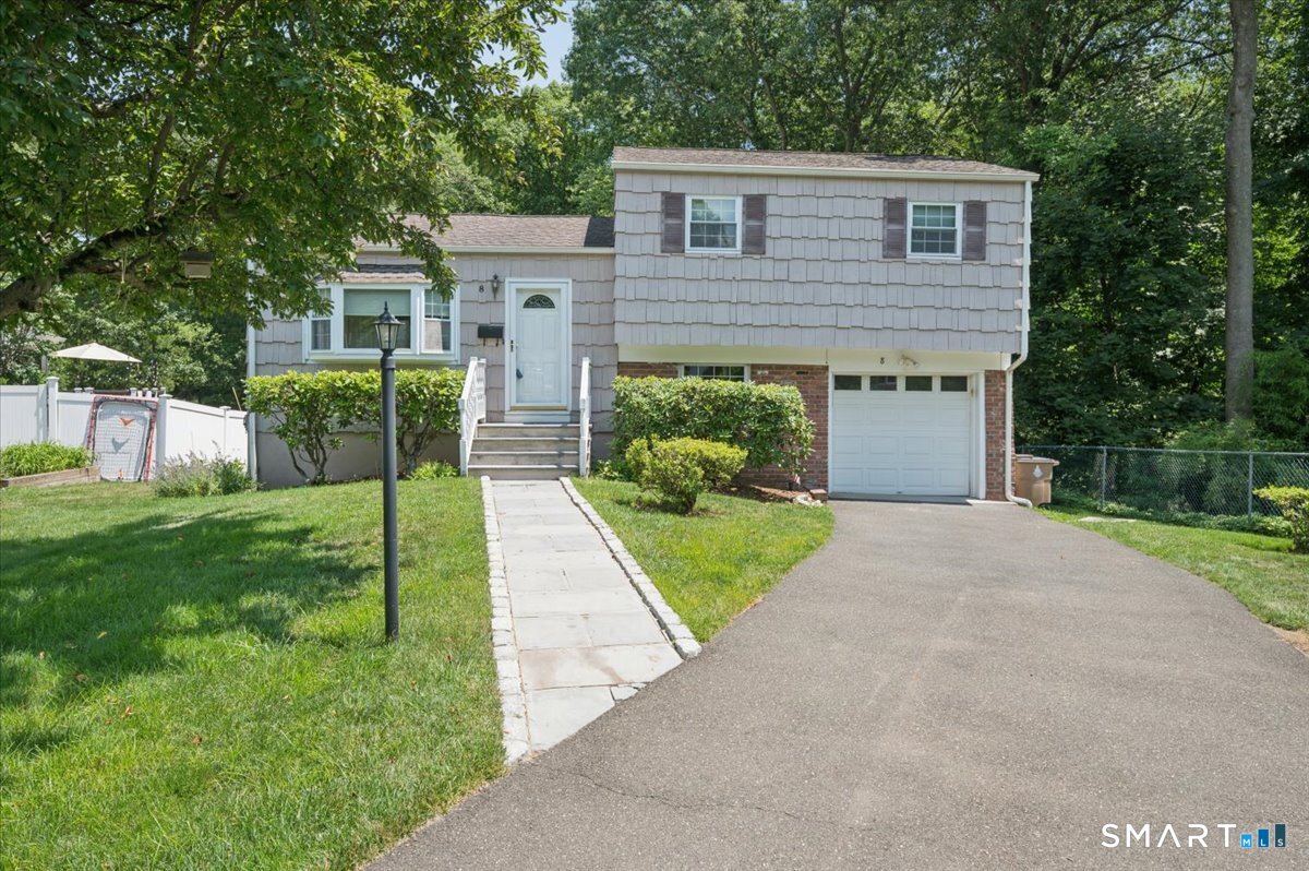 8 Stanwick Circle Stamford CT 06905
