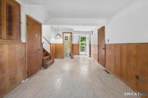 8 Stanwick Circle Stamford CT 06905