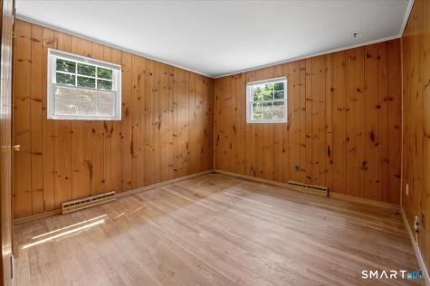 8 Stanwick Circle Stamford CT 06905