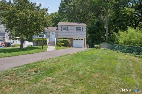 8 Stanwick Circle Stamford CT 06905