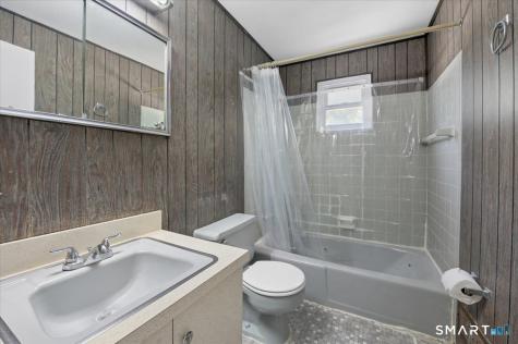 8 Stanwick Circle Stamford CT 06905