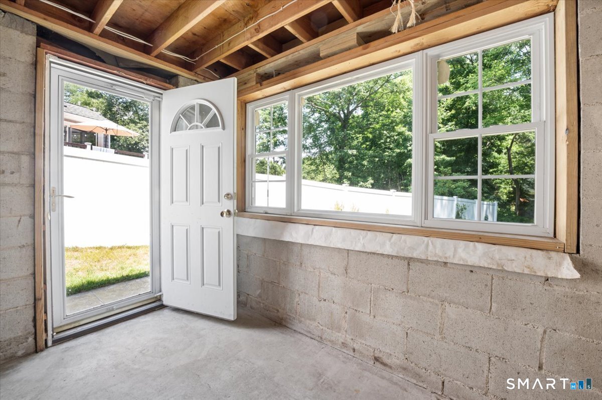 8 Stanwick Circle Stamford CT 06905