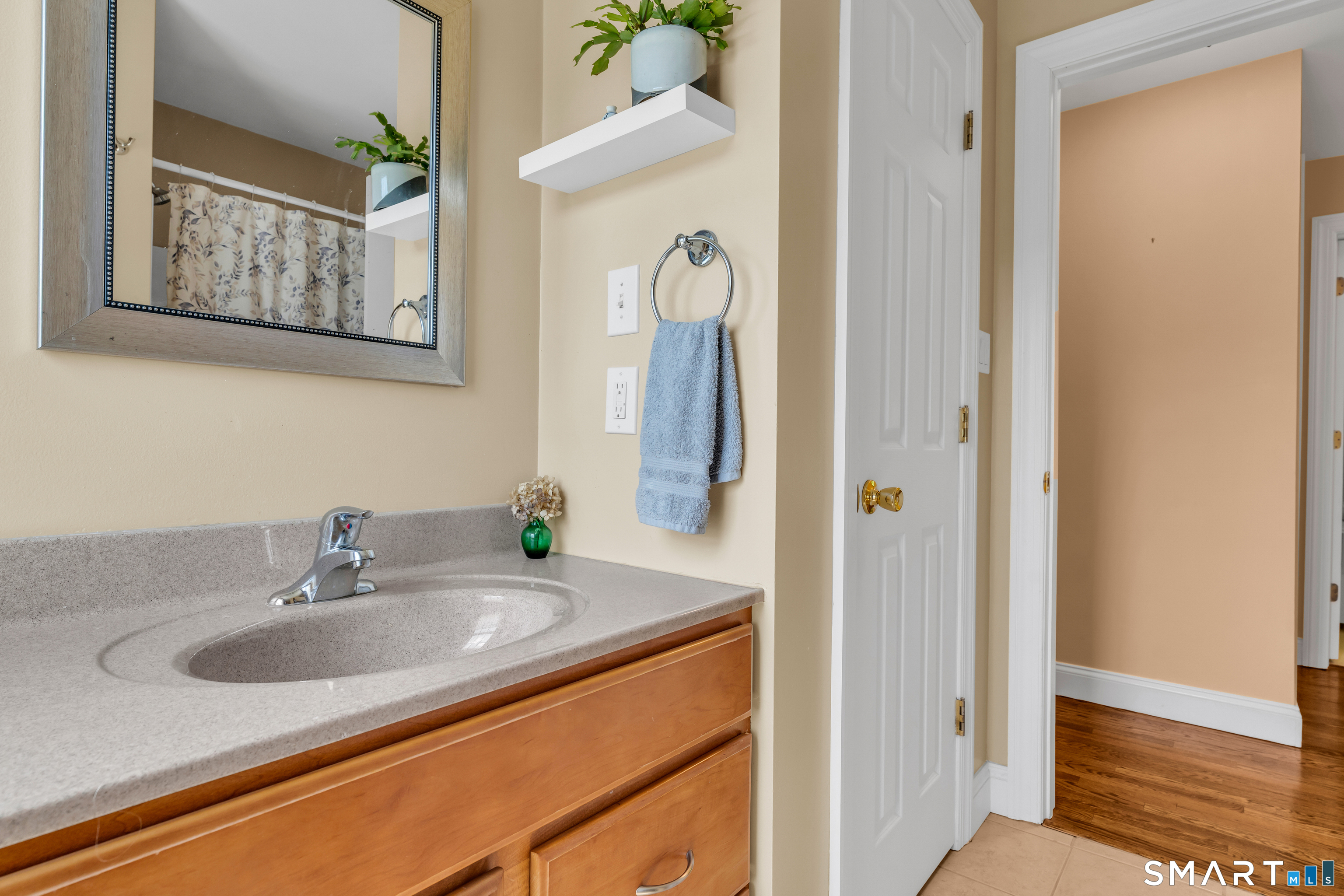 38 Main Street Deep River CT 06417
