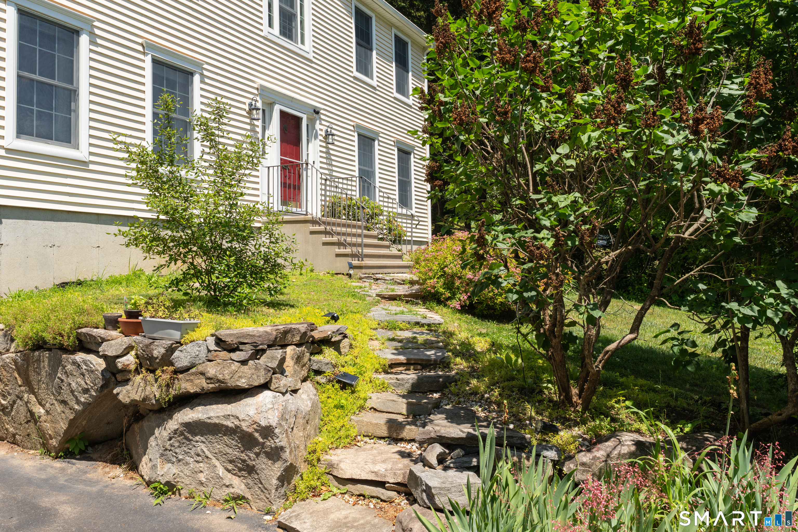 38 Main Street Deep River CT 06417