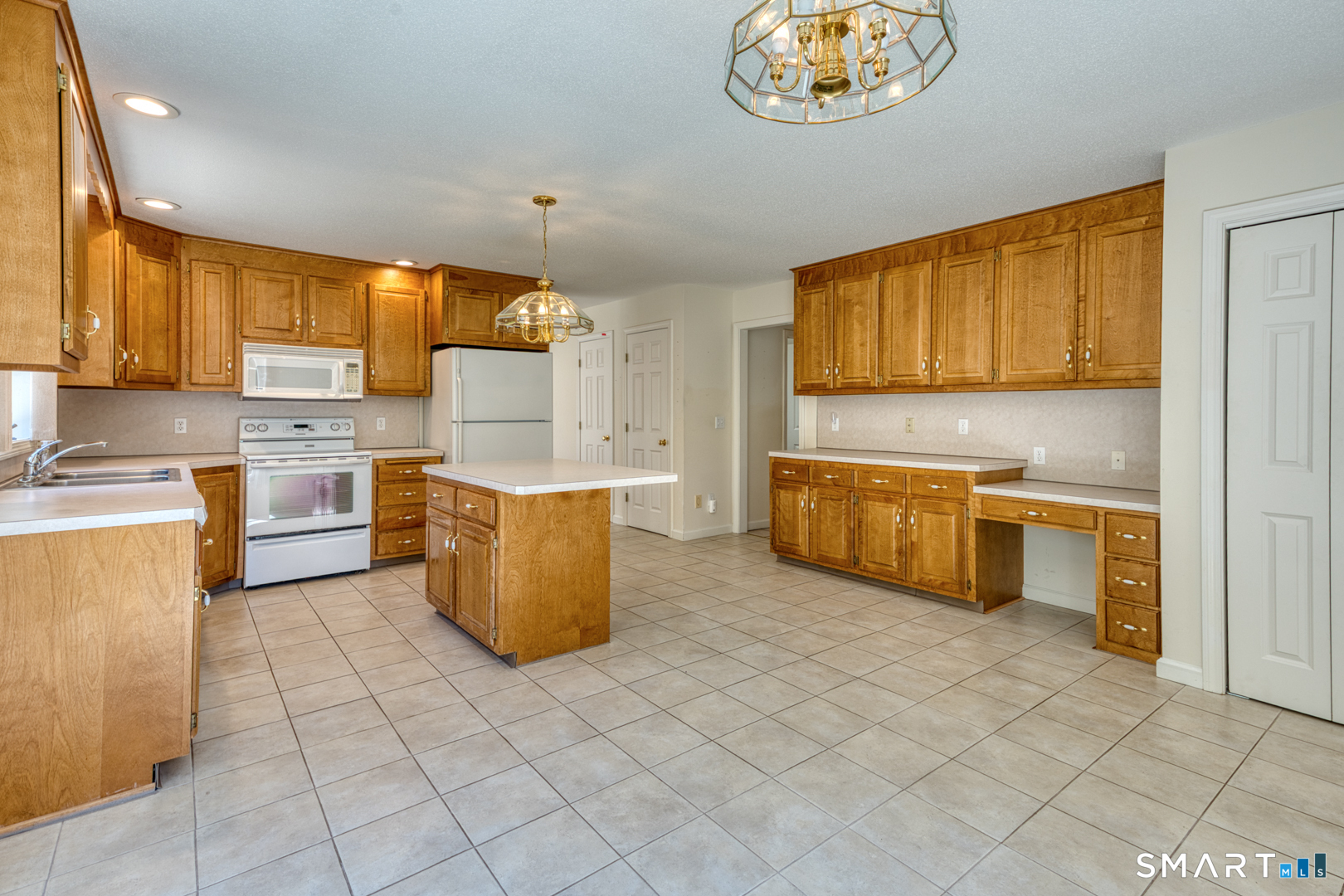 21 Fairway Drive Bolton CT 06043