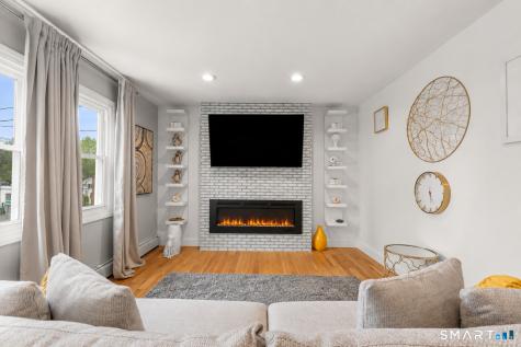 141 Rood Avenue Windsor CT 06095