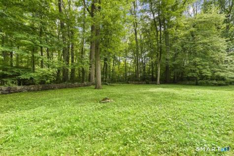 12 Jenick Lane Woodbridge CT 06525