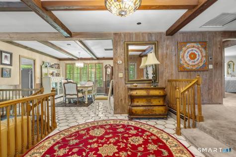 12 Jenick Lane Woodbridge CT 06525