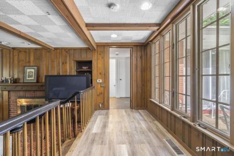 12 Jenick Lane Woodbridge CT 06525