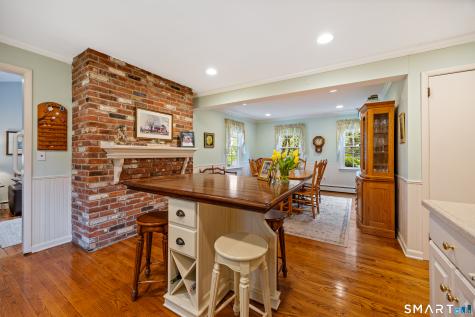 230 Wallingford Road Cheshire CT 06410