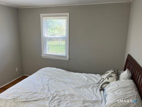 6 Cricket Drive Meriden CT 06450