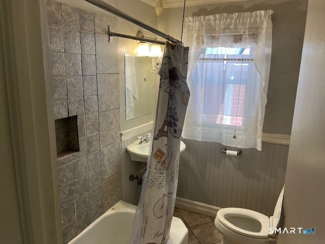6 Cricket Drive Meriden CT 06450