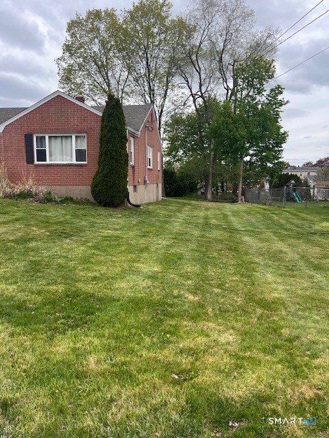 6 Cricket Drive Meriden CT 06450