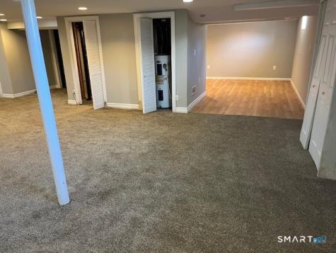 6 Cricket Drive Meriden CT 06450